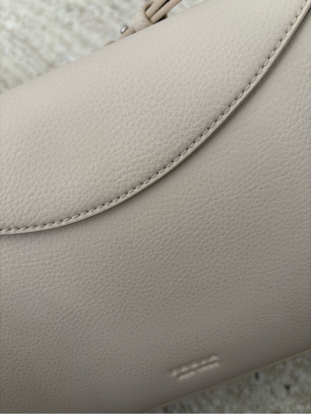 Freja NYC Hudson Bag - Color: Oat - Picture 2 of 4